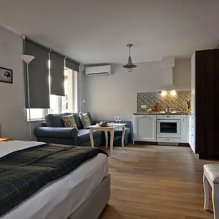 Momenti&colori * София